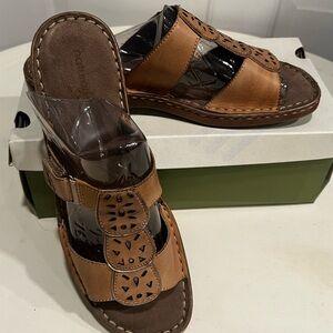 Natural Soul Tan Sandals with Perforated Leather Design